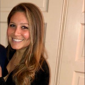 Meet your Posher, Megan